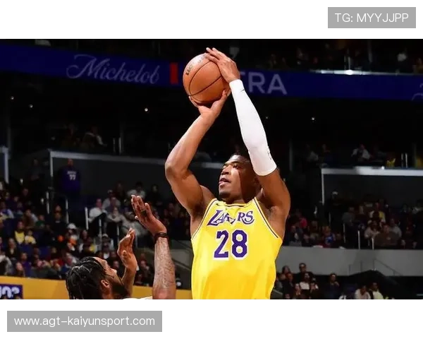 湖人替补奇兵再度建功，球队信心回归，湖人替补得分