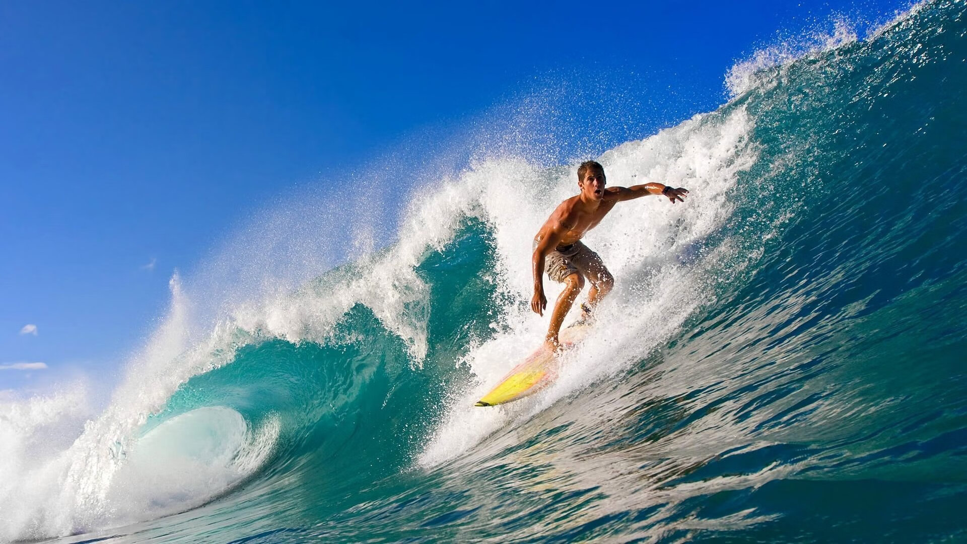 瓜迪奥拉称哈兰德可比肩梅西和C罗，瓜迪奥拉 哈兰德